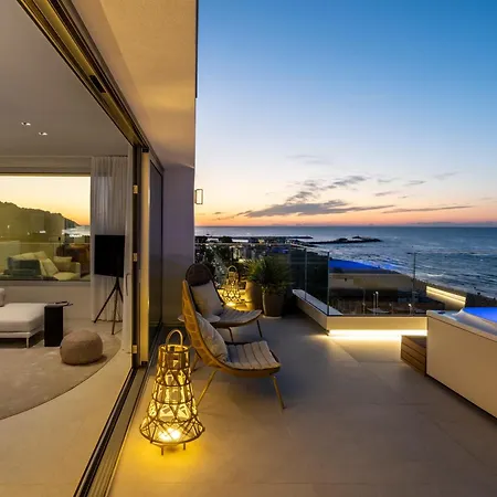 Opera Hotel 4*